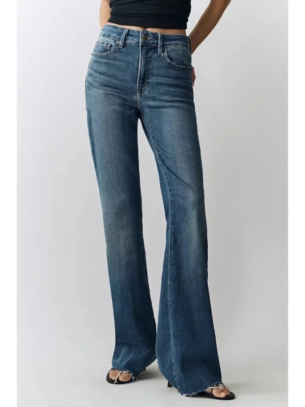 Good American Good Legs Mid-Rise Flare Jeans Indigo1211 Retro Size 6/28 NWT - Picture 1 of 16